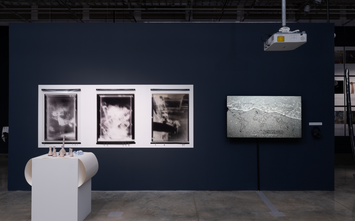 "Engaging the Margins” installation at UCI Beall Center for Art + Technology. Photos by Yubo Dong. 