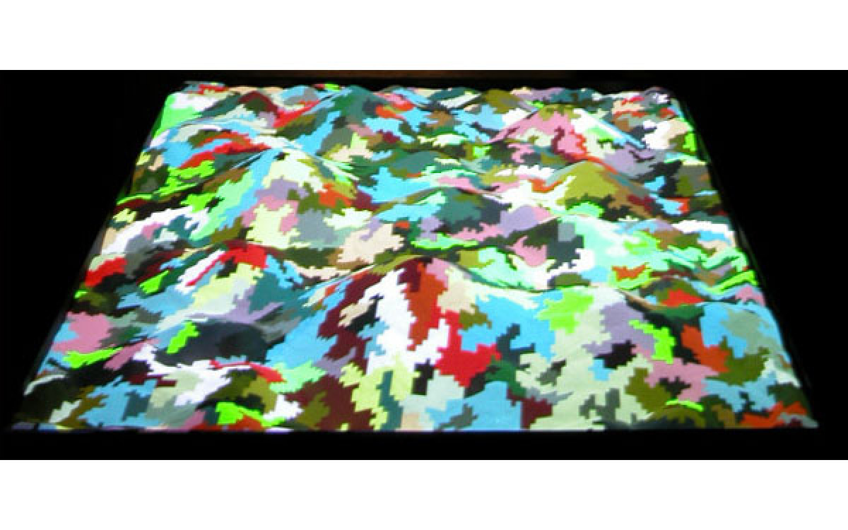 Shirley Shor / Landslide, 2004 / custom software, sandbox, PC, and projector / 12 1/2 x 61 3/4 x 47 1/4 inches / Collection of the Orange County Museum of Art (CA) Shirley Shor / Landslide, 2004 / custom software, sandbox, PC, and projector / 12 1/2 x 61 3/4 x 47 1/4 inches / Collection of the Orange County Museum of Art (CA)